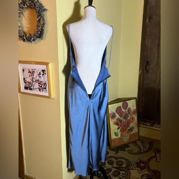 LIONESS Size XXL Slinky Draped Front Spaghetti Strap Midi-Dress Satin $179 NEW - Picture 8 of 17